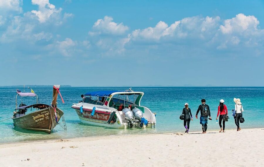 Krabi: 4 Islands & Thale Waek's Sandbar Tour By Speedboat - Thale Waek gives the day its best opening
