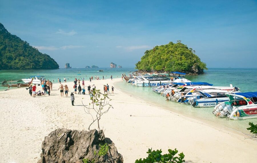 Krabi: 4 Islands & Thale Waek's Sandbar Tour By Speedboat - Phra Nang Beach combines scenery and local belief