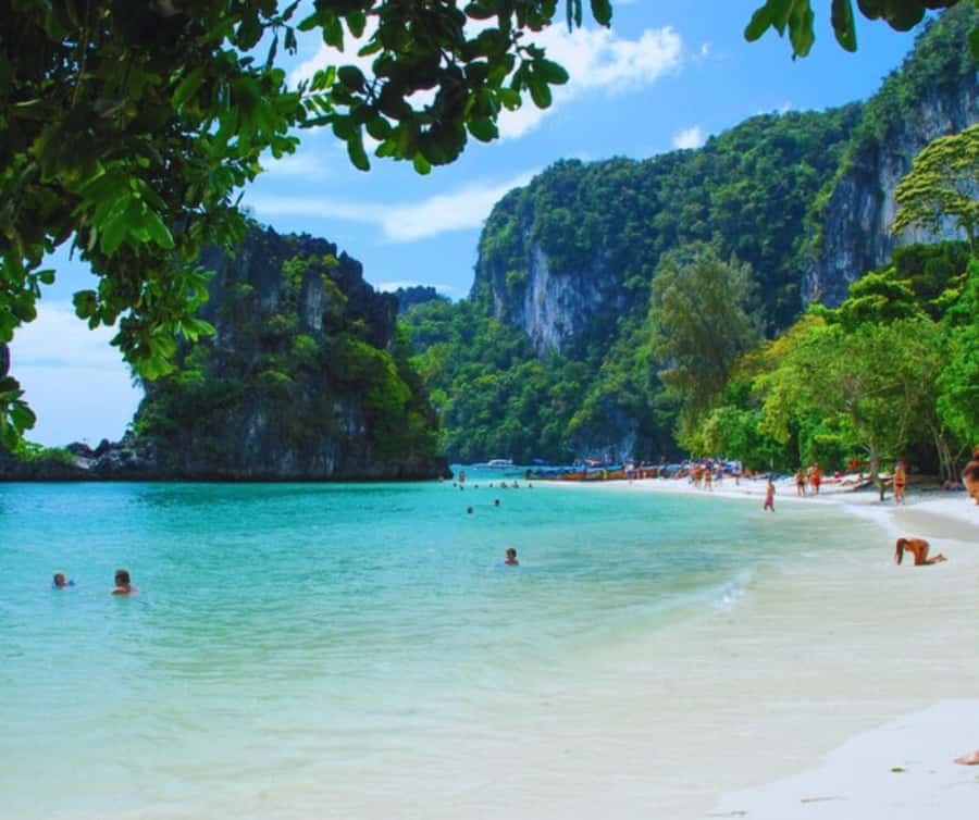 Krabi: 9 Islands Speedboat Full Day Tour - Who should book this island day