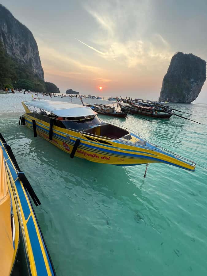 Krabi: 9 Islands Speedboat Full Day Tour - Lao Lading and Pak Bia: the gentler opening