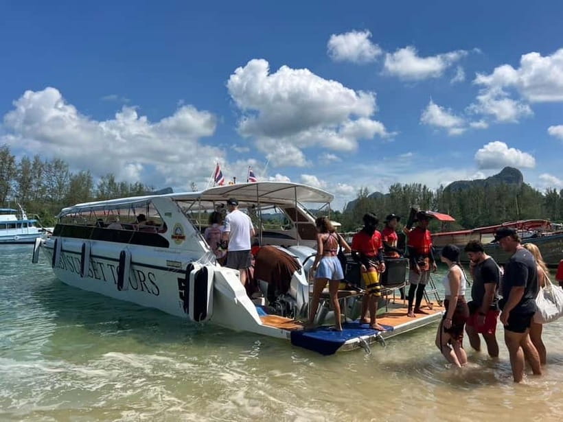 Krabi: Blue Horizon Speedboat to Hong & Paradise Islands - Koh Lao Lading, the calmest beach break