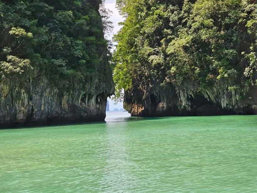 Krabi: Hong Island & 4 Islands Day Trip by Neptune Speedboat - Why Hong Island leads the day
