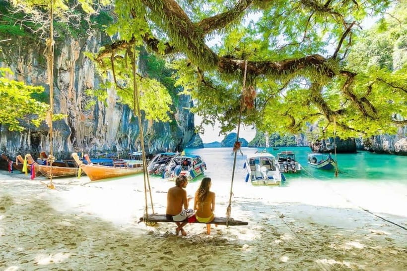 Krabi: Hong Island with Kayaking by speedboat - Hong Lagoon, a quiet opening scene