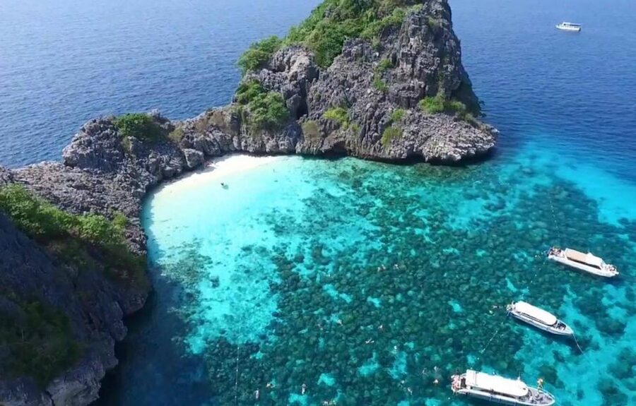 Krabi: Koh Rok & Koh Haa Hidden Snorkeling Tour by Speedboat - Man Sai Beach and the value of slowing down