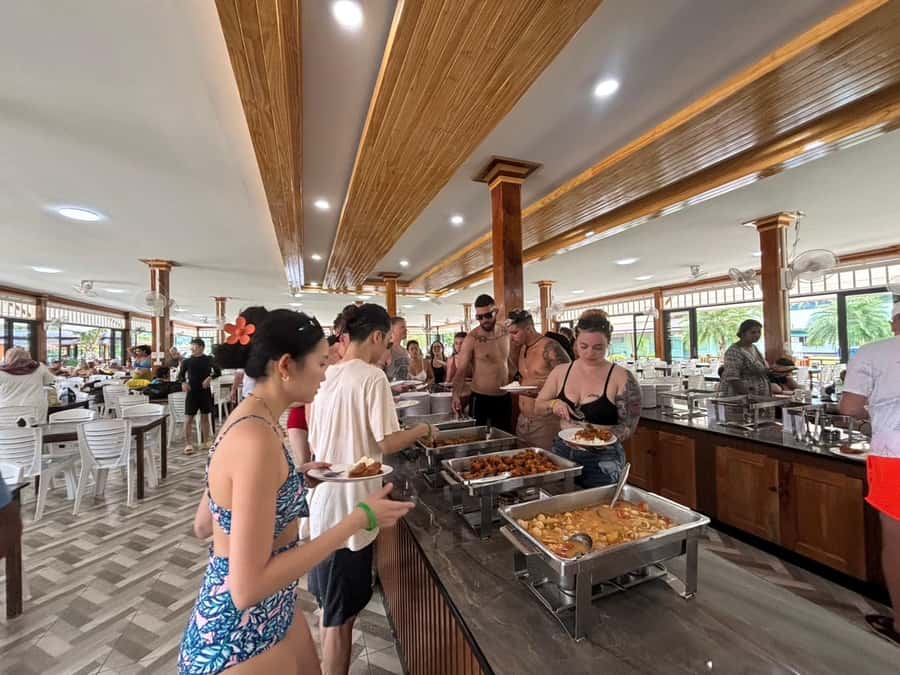 Krabi: Phi Phi & 4 Islands Sunset Tour by Speedboat - Poda or Tup Island delivers the sunset