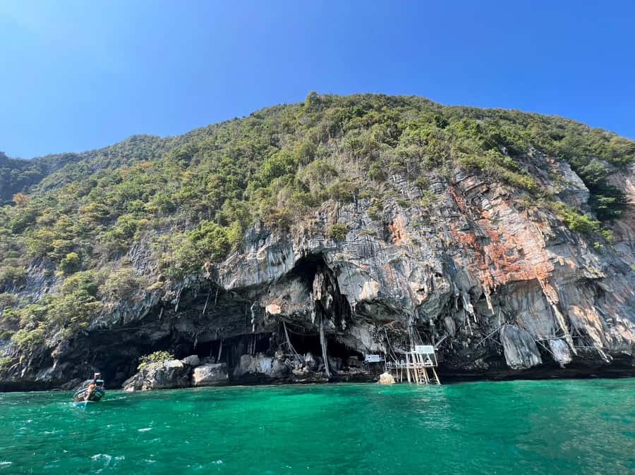 Krabi: Phi Phi & 4 Islands Sunset Tour by Speedboat - Monkey Beach is photogenic but complicated