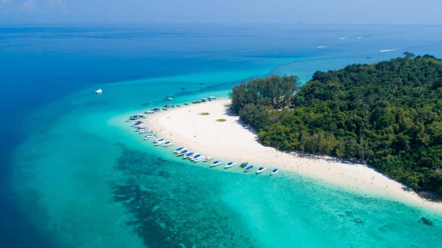 Krabi: Phi Phi Early Bird & 4 Island by Speedboat with Lunch - What the speedboat ride is really like