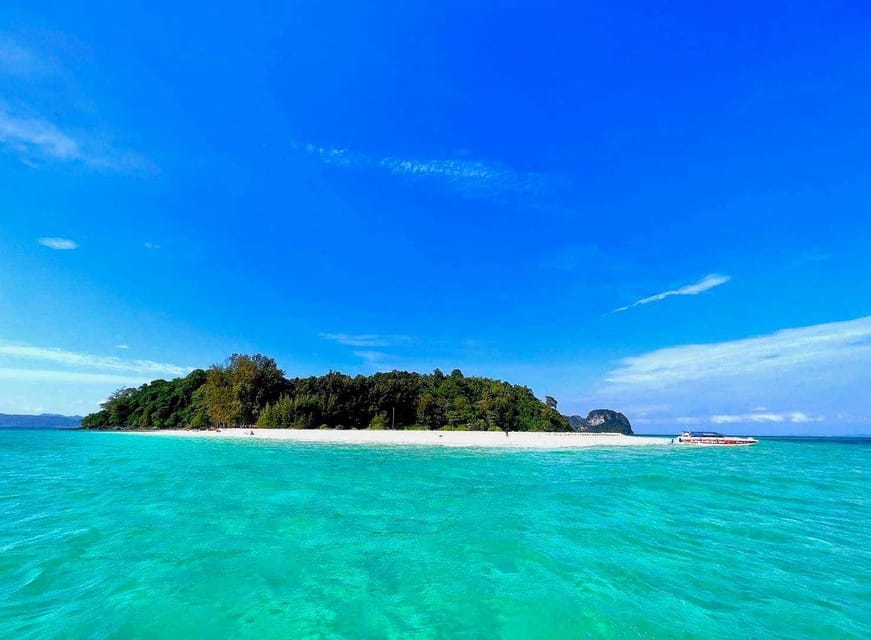 Krabi: Phi Phi Islands & Maya Bay Speedboat Tour with Lunch - Why this Krabi boat trip works well for first-time island visitors