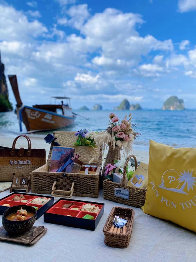 Krabi: Private Luxury Speedboat with picnic beach (4 island) - Koh Poda for sand, water, and easy beach time