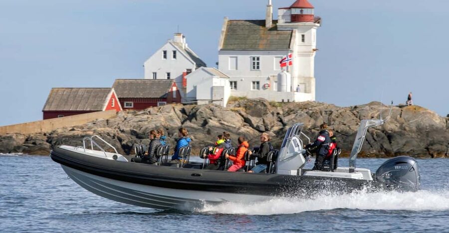 Kristiansand: Express Archipelago Tour by RIB Speedboat - Getting ready at Nodeviga
