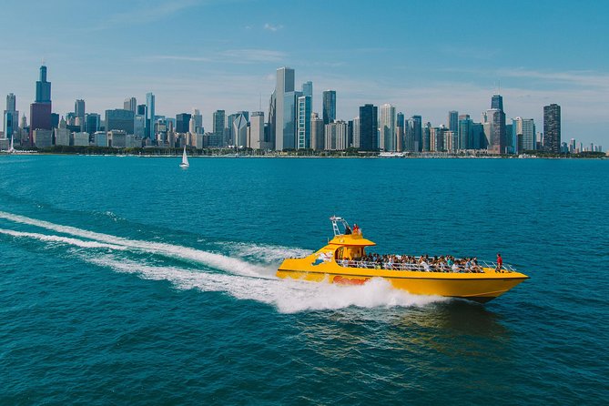 Lake Michigan 30-Minute Speedboat Ride - The Magnificent Mile and the final run to the pier
