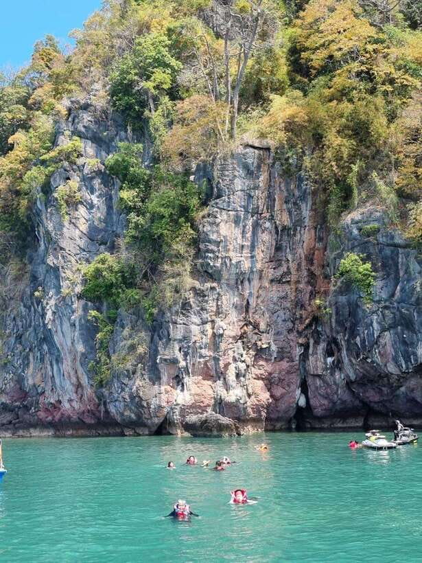 Langkawi: Tanjung Rhu Mangrove Speedboat Tour - Tanjung Rhu and the first ride
