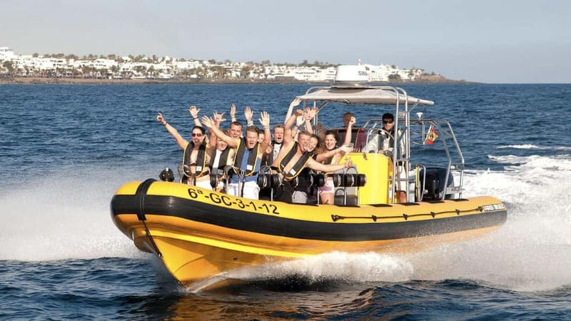 Lanzarote: Dolphin Watching by speedboat - The first run across Lanzarote’s water