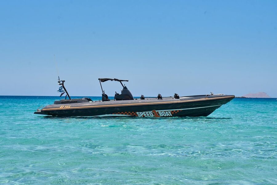 Limeniskos: Gramvousa and Balos Speedboat Tour with Drinks - Who should book this tour