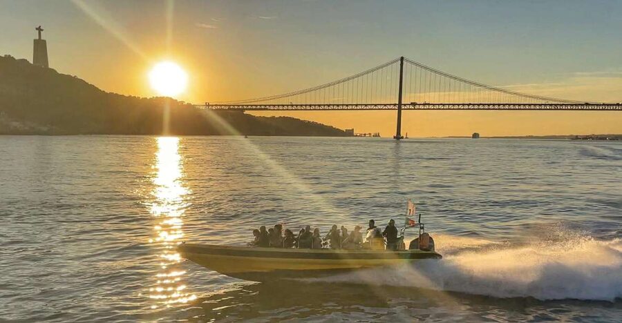Lisbon Speedboat Sunset with Monuments Sightseeing - MAAT and the first turn along the river