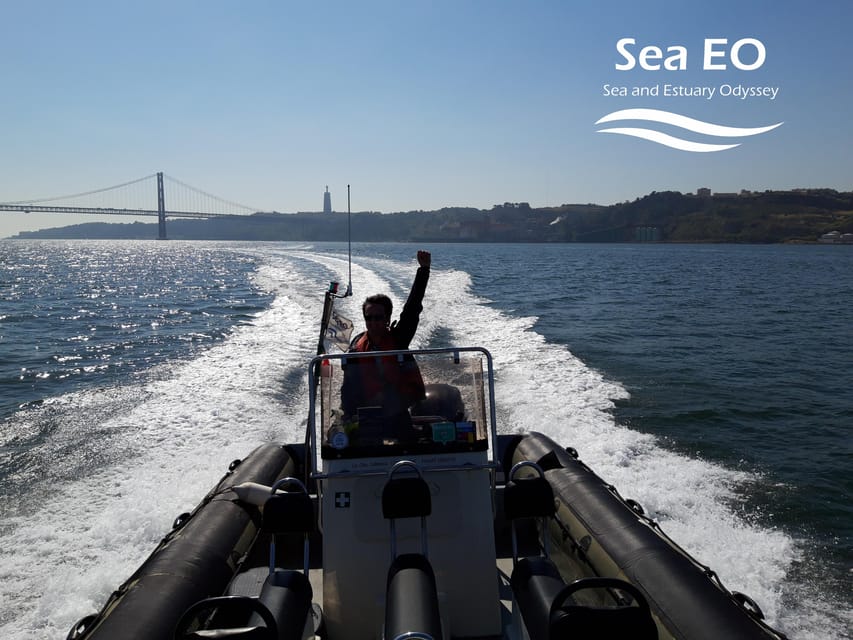 Lisbon: Speedboat Trip to Bugio Lighthouse - What the $47 price gives you