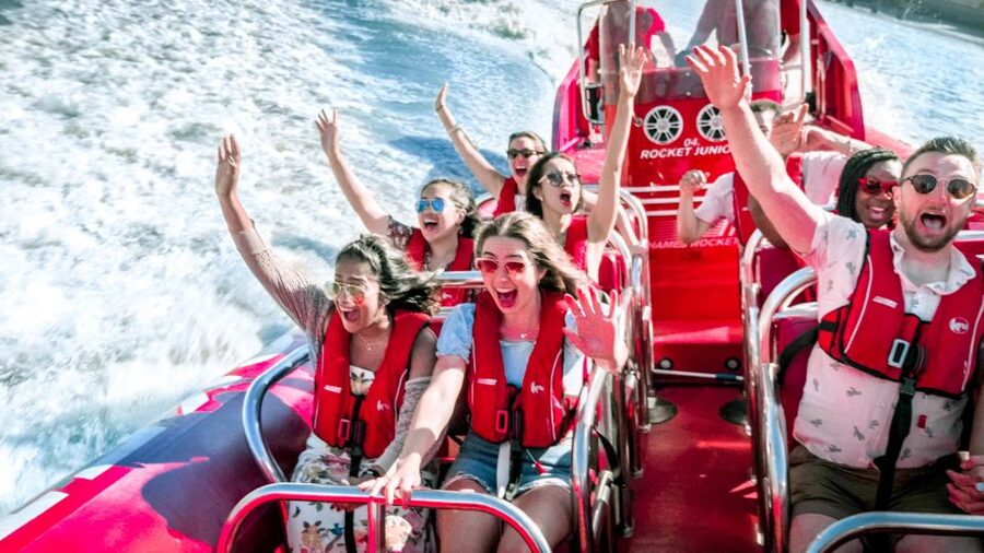 London: River Thames Sunset Speedboat Experience with Drink - The seasonal drink and what the price includes