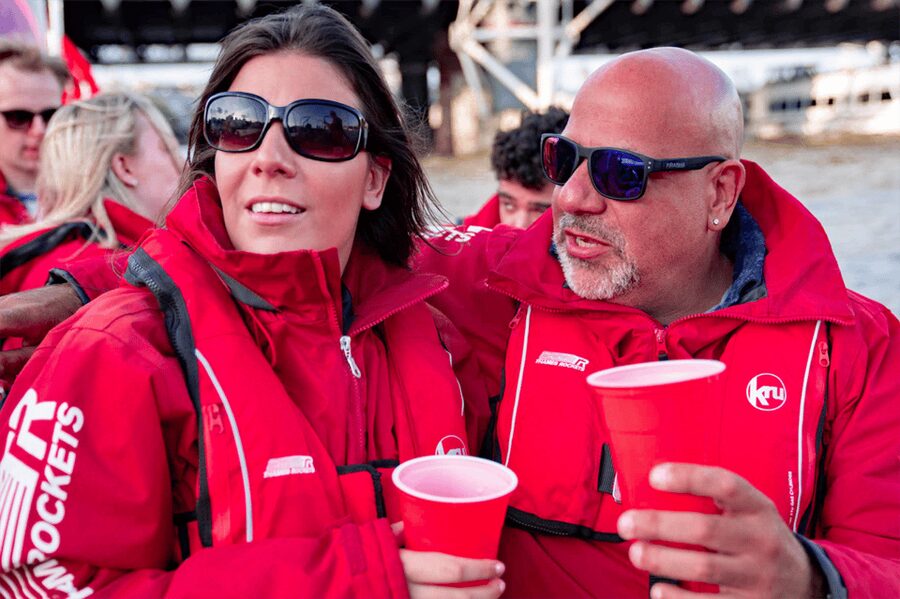 London: River Thames Sunset Speedboat Experience with Drink - Who will enjoy this ride most