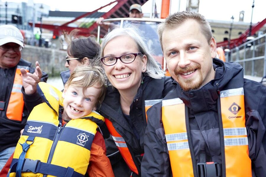 London: Speedboat Tour Through Heart of the City - London Bridge, HMS Belfast, and the Tower of London