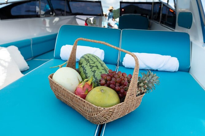 Luxury Private Speed Boat Charter - Phi Phi Sunrise - Breakfast, snacks, and lunch at Soho Pool Club