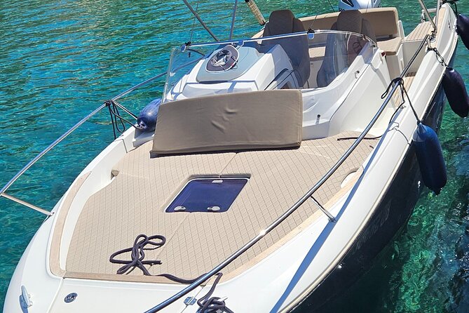 Luxury Private Speedboat Tour Islands & Blue Cave - Skipper Luka and the value of flexibility