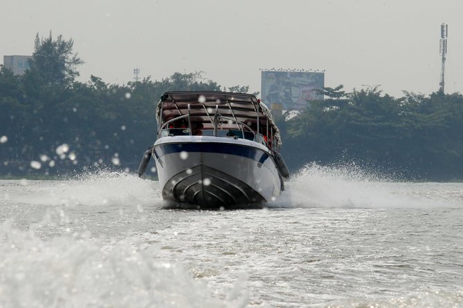 Luxury Speedboat 2 Ways from Ho Chi Minh city to Cu Chi Tunnels - What you see along the one-hour boat ride