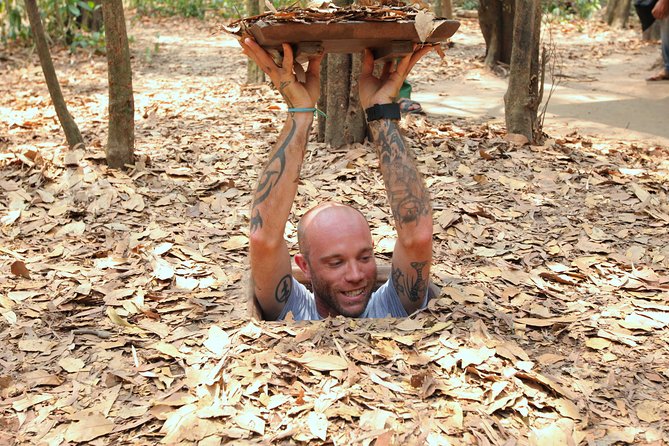 Luxury Speedboat 2 Ways from Ho Chi Minh city to Cu Chi Tunnels - How the guides shape the visit