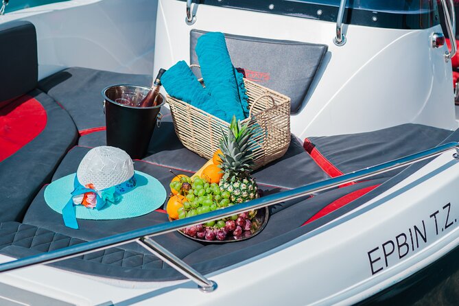 Luxury Speedboat Cruise to Shipwreck and Blue Caves - Pelagaki’s caves and small coves