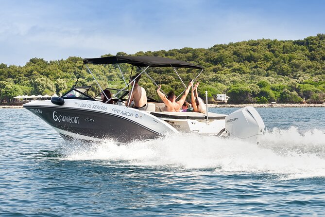 Luxury Speedboat Island Hopping with Swimming & Snorkeling - Weather, cancellations, and practical planning