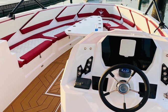 Luxury Sport Speed Boat Rental in Dubai - Best time to book and how cancellation works