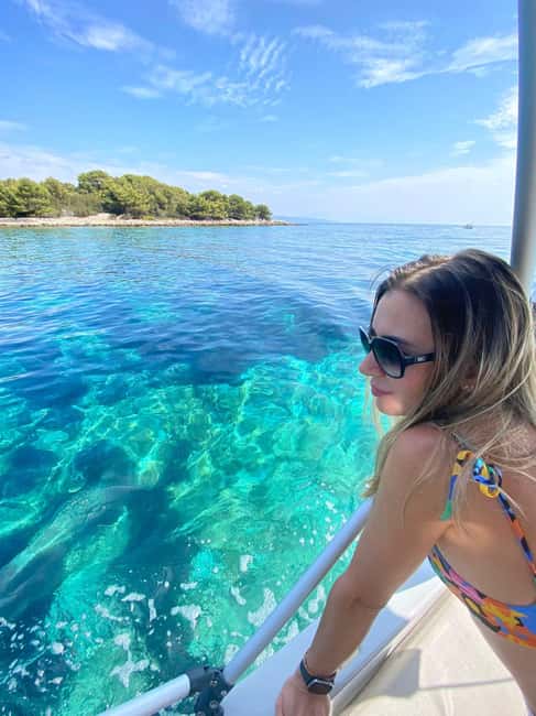 Magnific blue lagoon, speed boat water, wine&towels included - Key points at a glance
