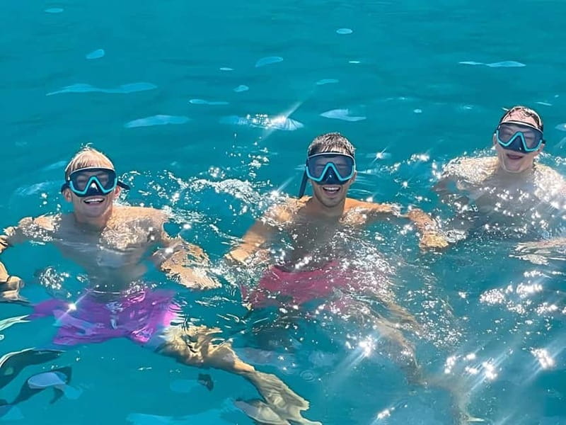 Makarska: 3-Island Speedboat Golden Horn & Blue Lagoon Tour - Zečevo and the Blue Lagoon are made for a swim