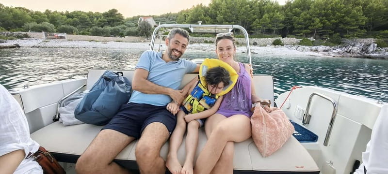 Makarska: Speedboat Sunset Tour to hidden bay on island Brač - Is the 90-minute speedboat tour worth booking?