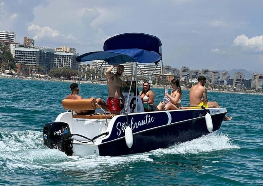 Malaga: 6-Seater Speedboat License-free Boat Rental - Cost, fuel, and the €200 deposit