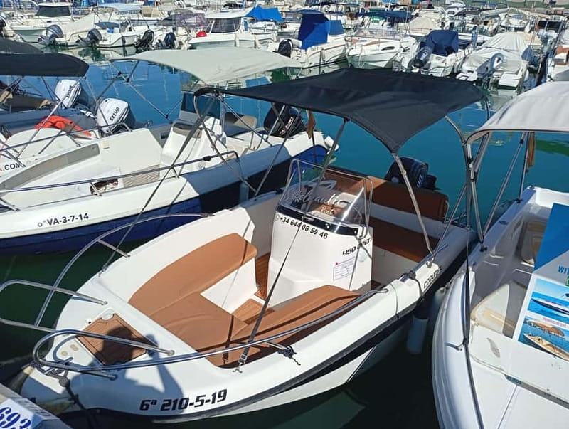 Malaga: 6-Seater Speedboat License-free Boat Rental - How to make the most of your time