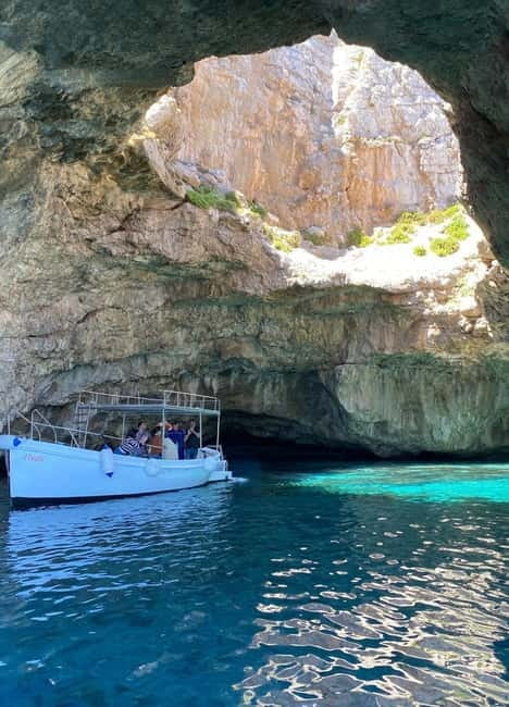 Marettimo: Island Speedboat Tour with Cave Visits & Swimming - Seeing Marettimo from the water