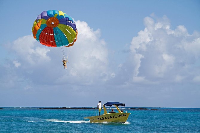 Marvelous Ile aux Cerf island: Speed Boat, Parasailing, Lunch & GRSE waterfall - Crossing the East Coast Lagoon by Speedboat