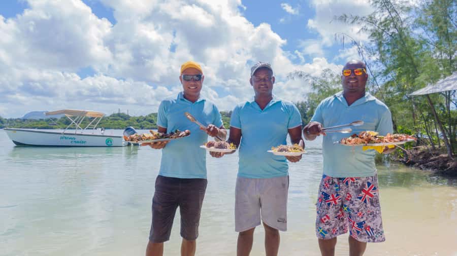 Mauritius: Speedboat Ile aux Cerfs, GRSE Waterfall, BBQ, Bar - Live music depends on the day