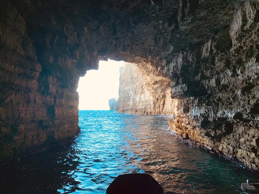 Mellieha: Speedboat Trip Round Comino Caves 2h @ Blue Lagoon - Two Hours at the Blue Lagoon