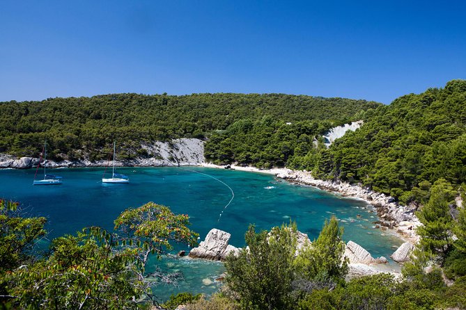 Mesmerizing Hvar speed boat tour with optional wine tasting - Dubovica Beach and the south coast views