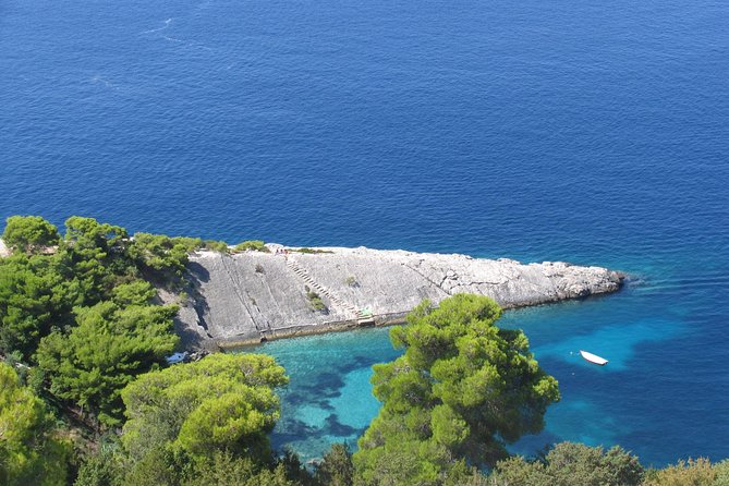 Mesmerizing Hvar speed boat tour with optional wine tasting - Green Lagoon: your first real water break