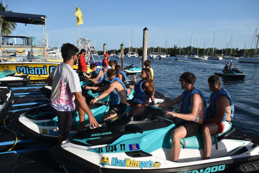 Miami: Jet Ski and SpeedBoat - Price, deposits, and the important $15 warning