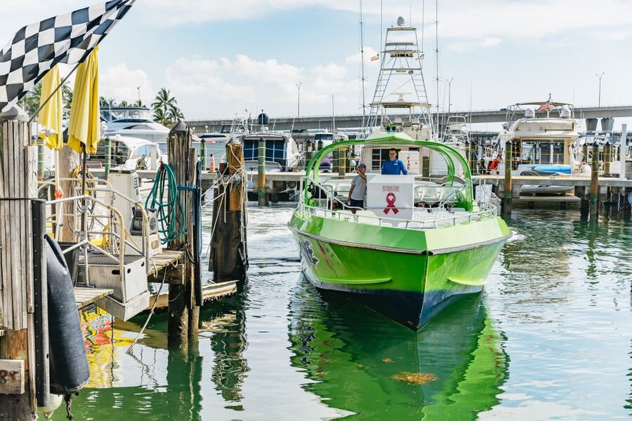 Miami: Sightseeing Speedboat Tour - When the captain turns up the speed