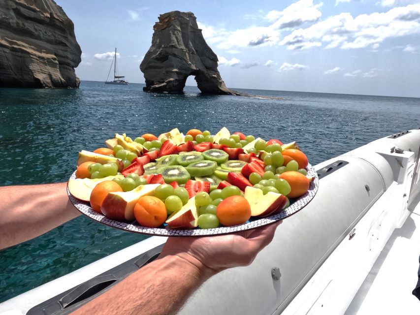Milos: Half-Day Speedboat Cruise to Klefiko with Snorkeling - Meeting Volcano Boat in Adamas