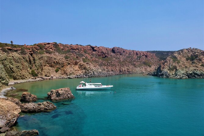 Milos: Half-Day Speedboat Cruise to Kleftiko with snorkeling tour - The guided snorkeling stop