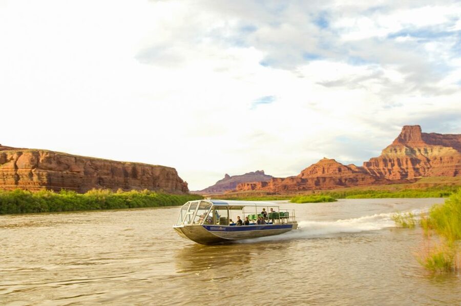 Moab: 1-Hour Express Jet Boat Tour on Colorado River - What happens at 1861 North Highway 191