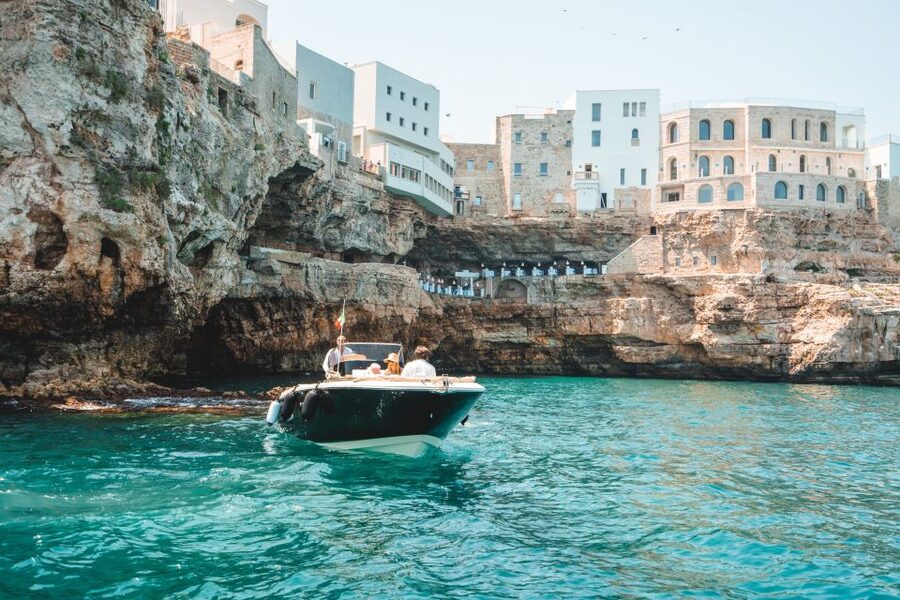 Monopoli: Private Sightseeing Speedboat Tour with Champagne - Four hours or eight hours: choosing the right length