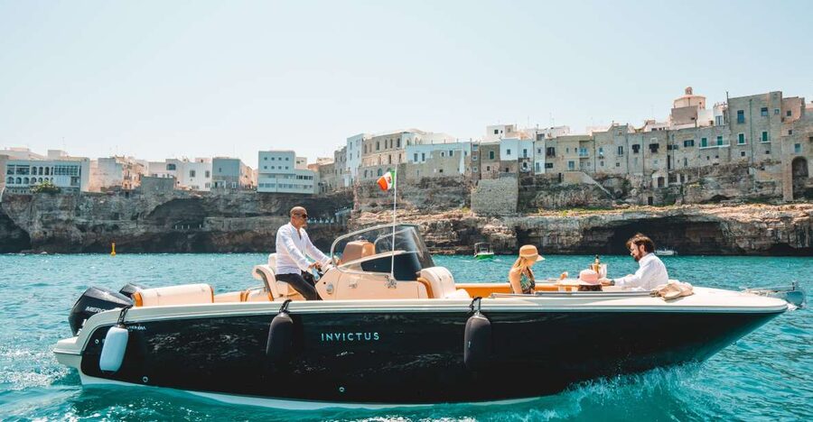Monopoli: Private Sightseeing Speedboat Tour with Champagne - Monopoli from the sea and Carlo V Castle