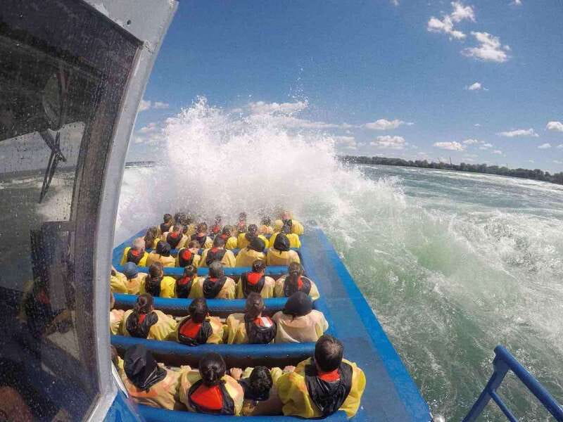 Montreal: Jet Boating on the Lachine Rapids - Is $33 good value?