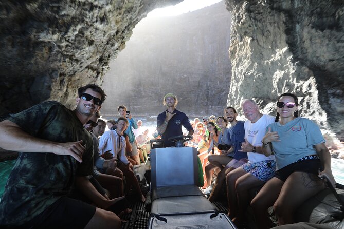 Nā Pali Coast Zodiac Raft Sea Caves Expedition on Kauai - Food, drinks, and what to carry